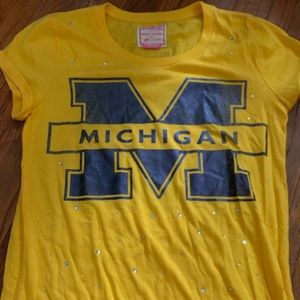 Victoria's Secret Pink t-shirt